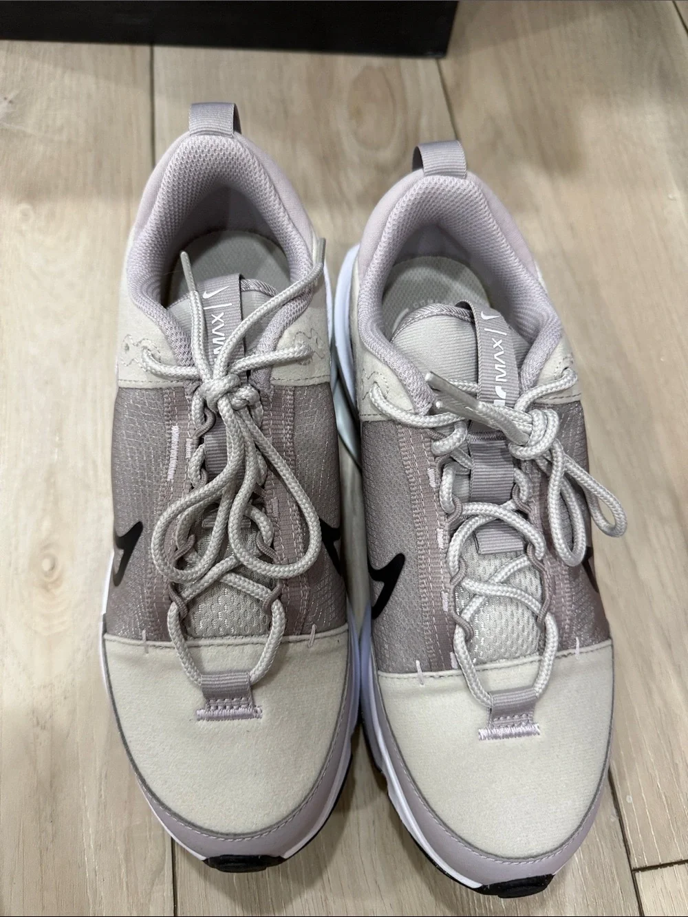 Nike Sneakers in Taupe, Lavender & Black - Picture 4 of 7